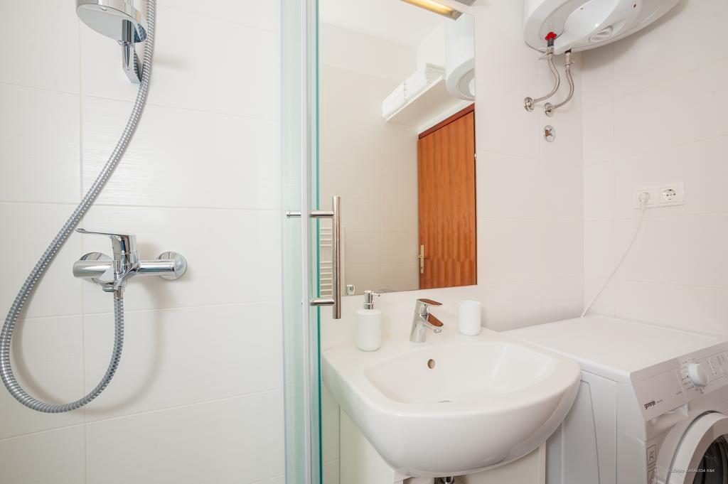 Apartment Indigo زادار الغرفة الصورة